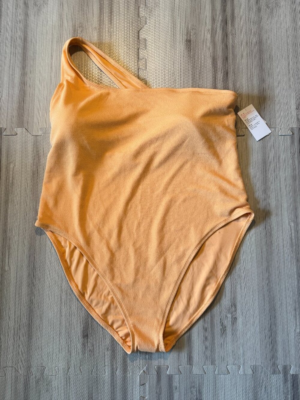 NWT Old Navy Women's One-Shoulder Pucker Swimsuit